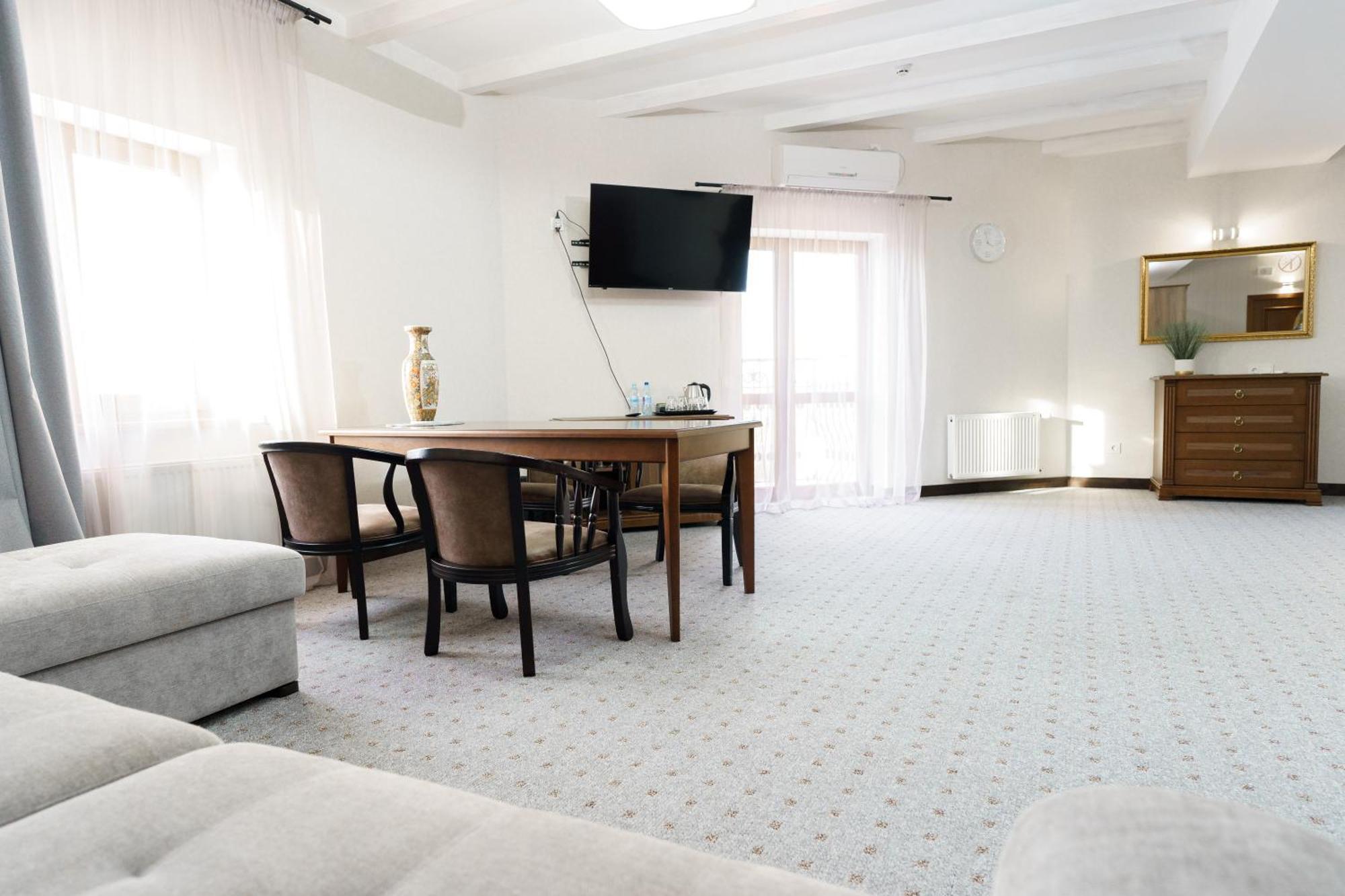 Spa-Hotel Dodo Jytomyr Extérieur photo